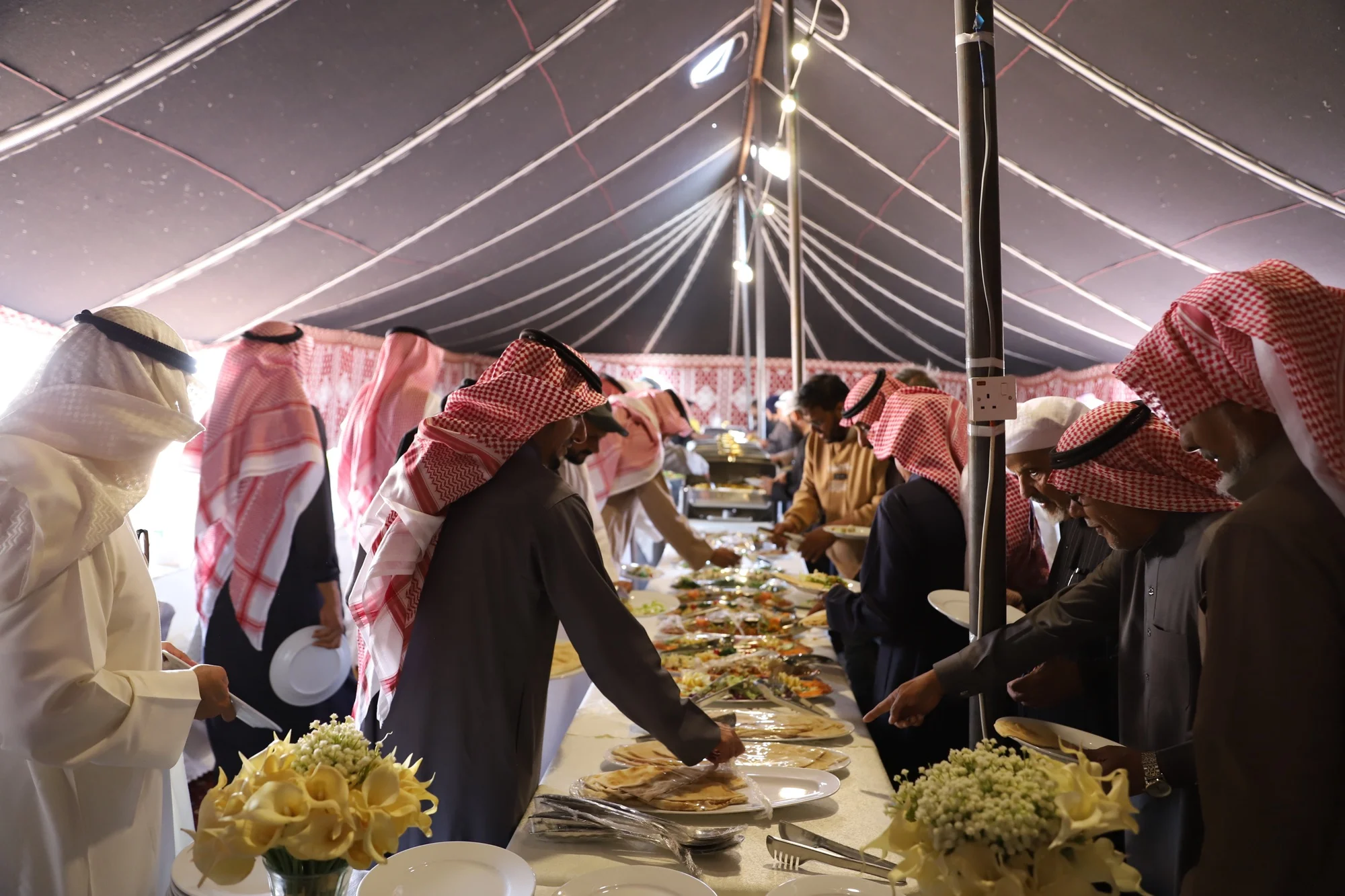 عشاء مخيم القفاري 2024 1445